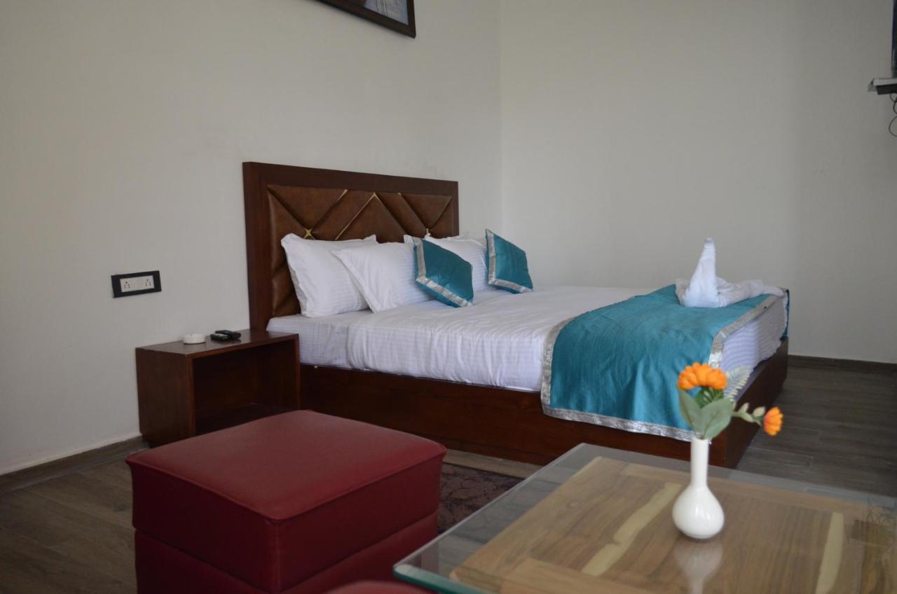 Chakrata Inn Resort Luaran gambar
