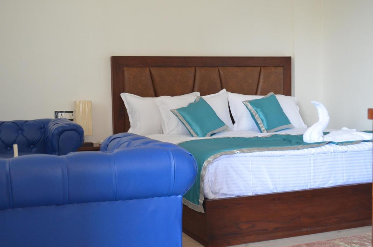 Chakrata Inn Resort Luaran gambar