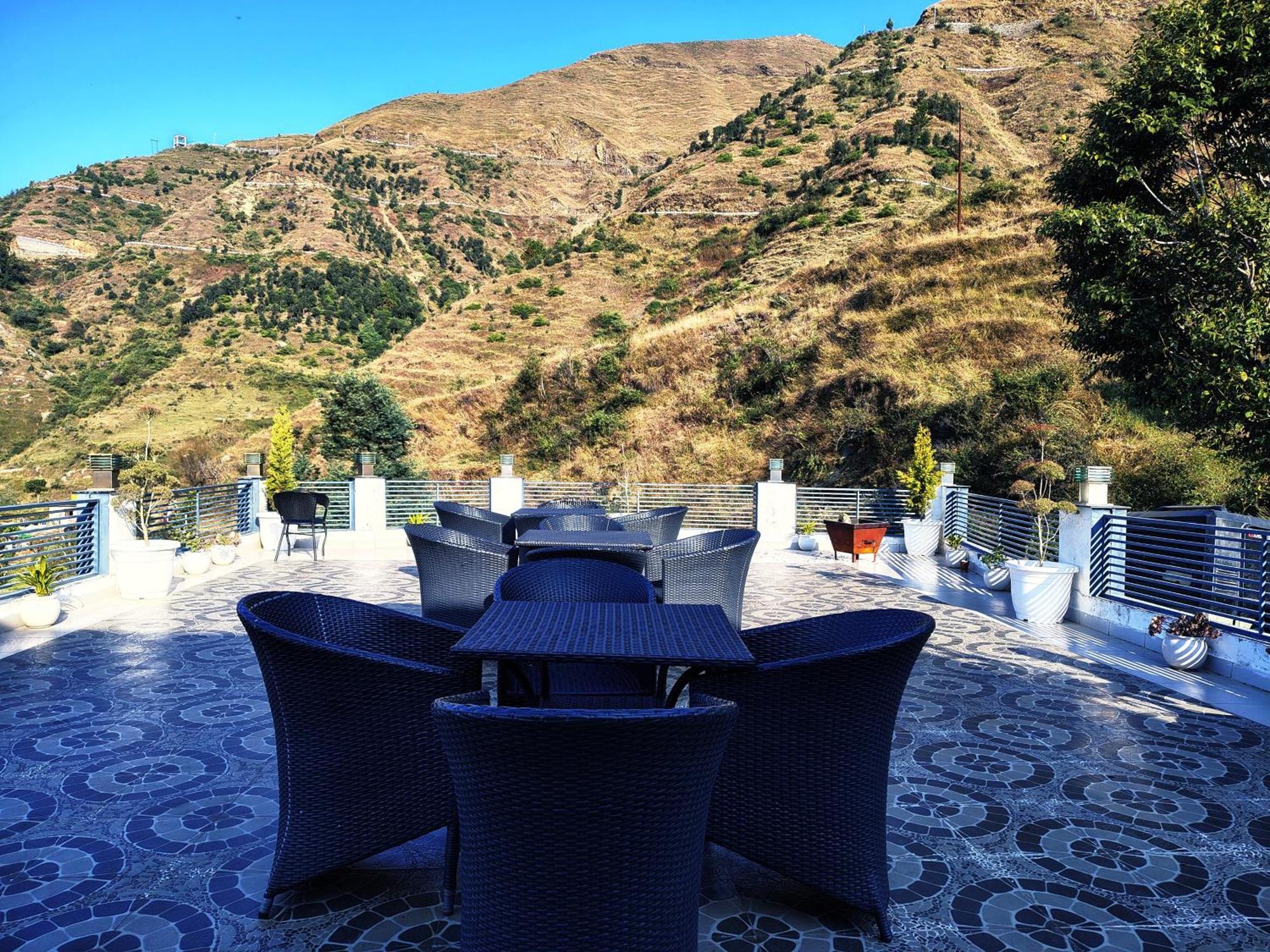 Chakrata Inn Resort Luaran gambar